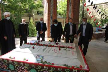 تجدید میثاق با شهدای دفاع مقدس